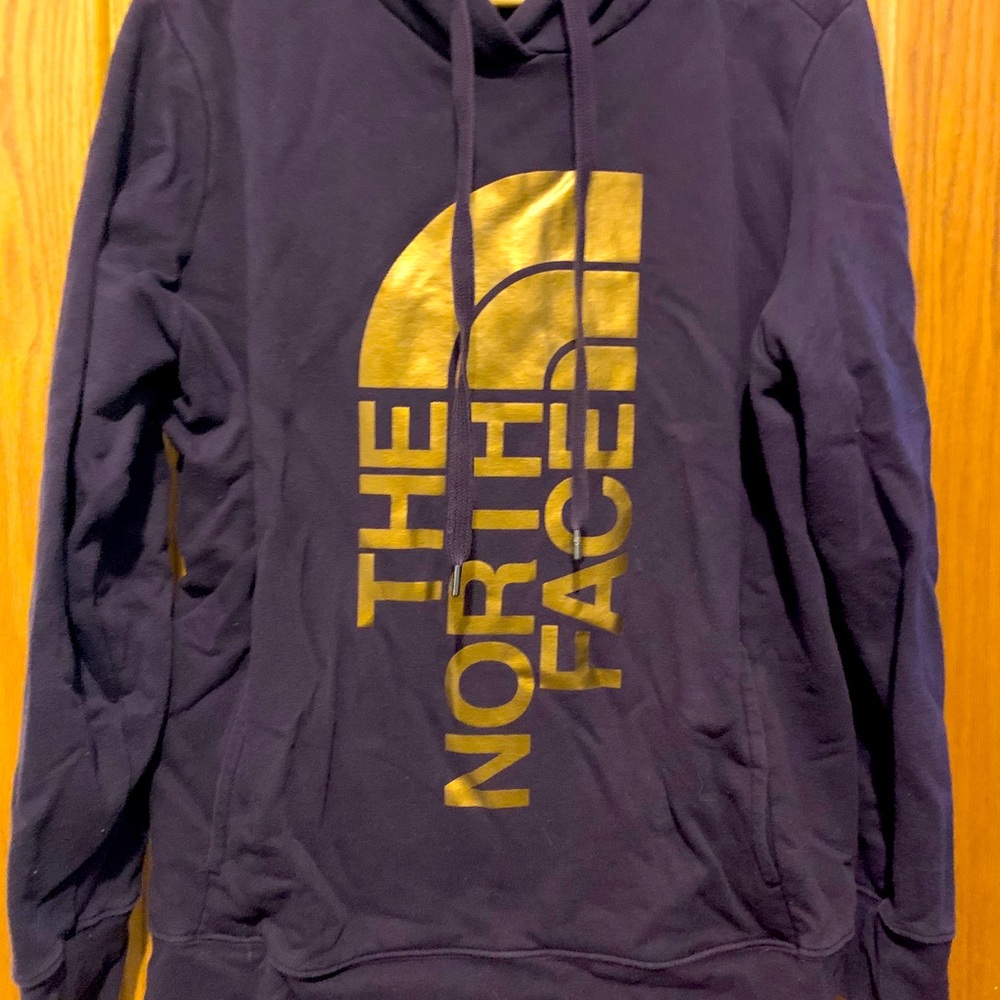 Women’s North Face Hoodie
